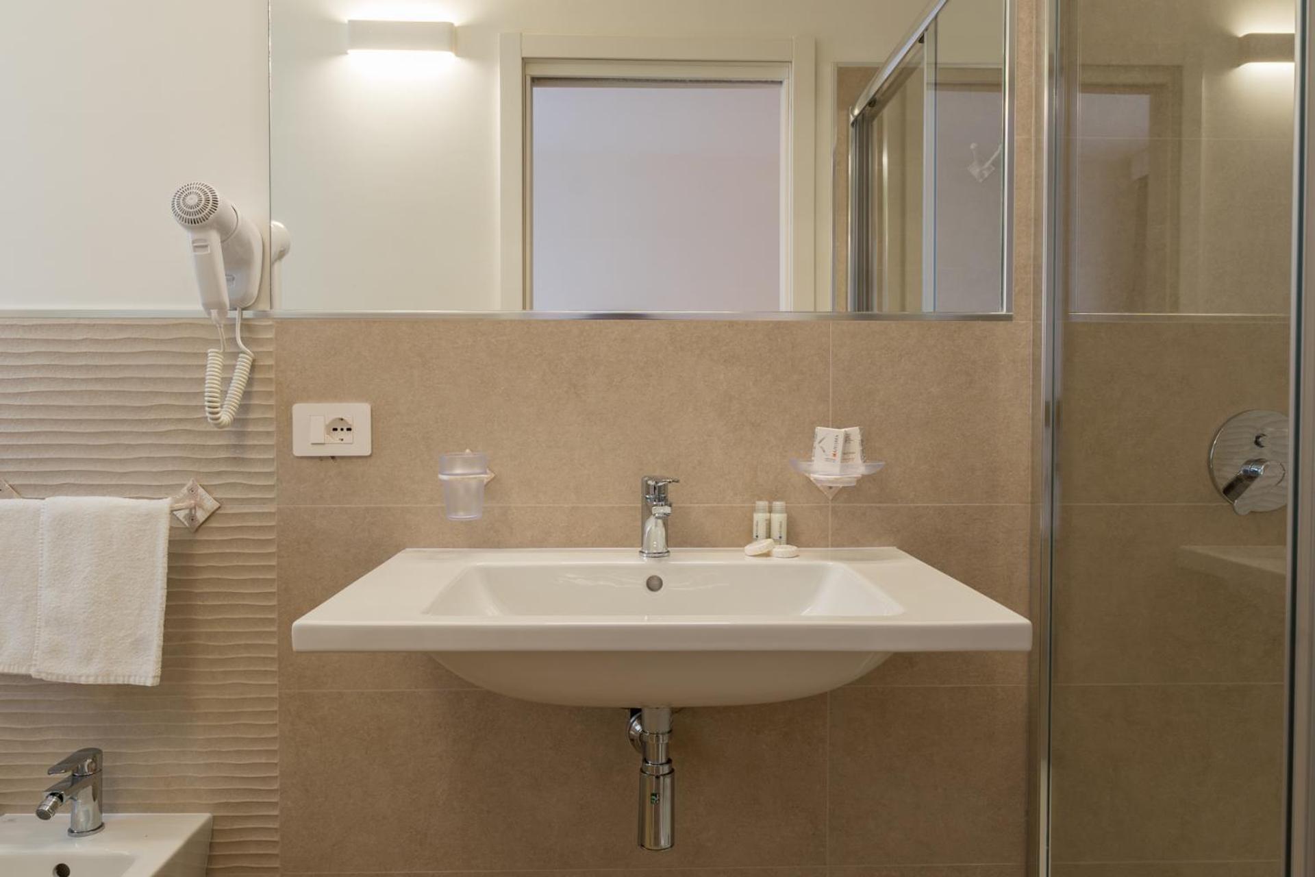 Отель Landlord Альгеро Экстерьер фото